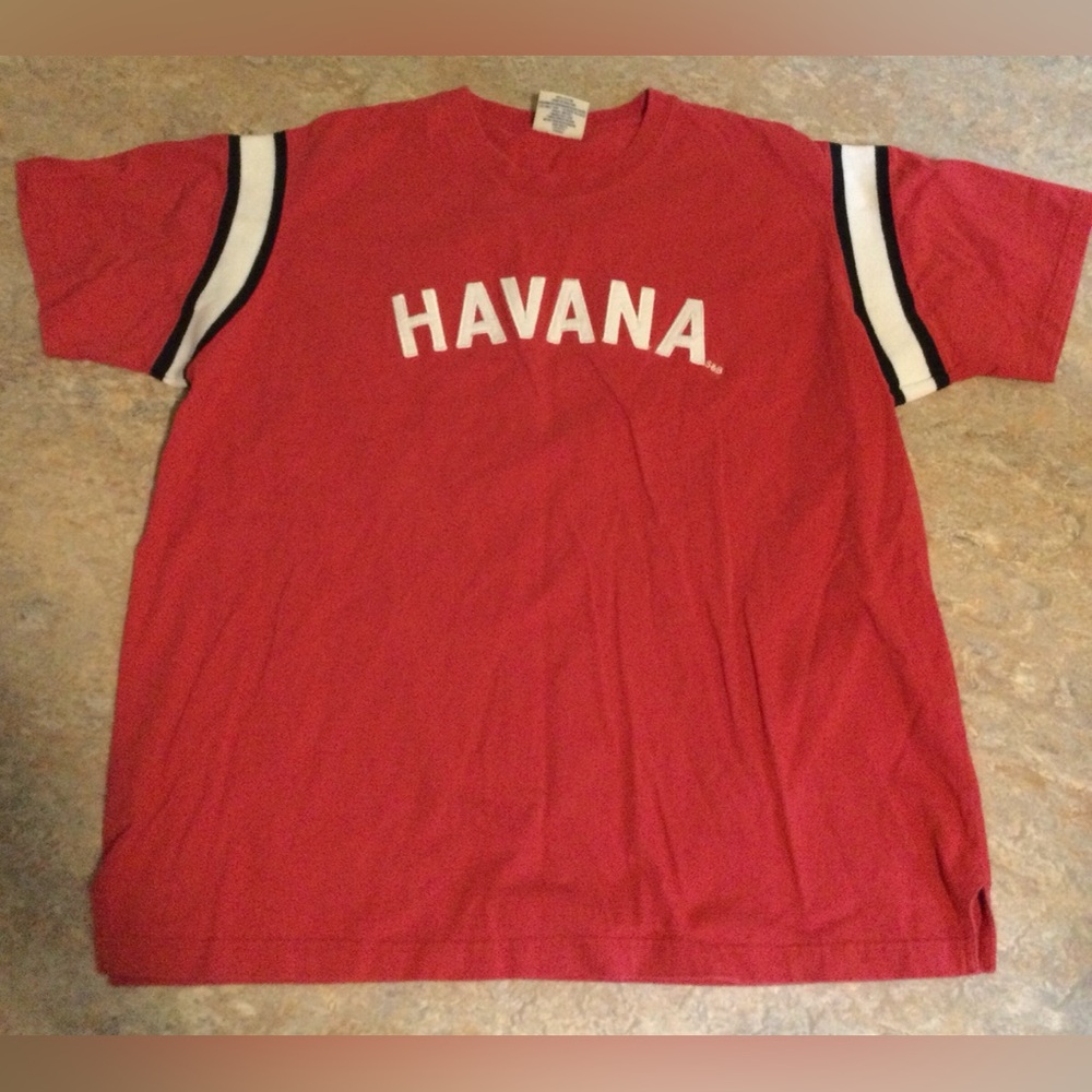 Steve & Barry’s University Sportswear Havana T-Shirt with Knit Sleeves (XL)